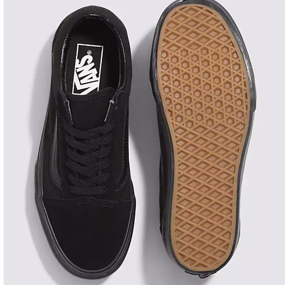 Vans Old Skool Stackform Platform Women's Black Sneakers. - Picture 4 of 11